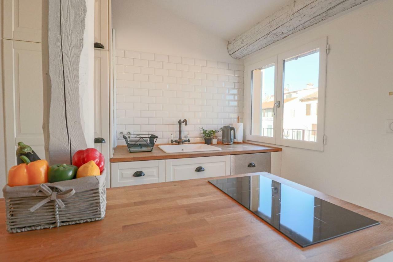 Clt - Unique Duplex & Terrace On The Provencal Market Antibes Esterno foto